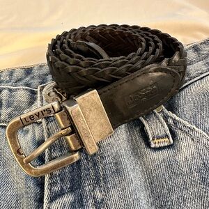 Levi's Black Leather Belt, Silver Buckle, braided, size L size 30 - 32 large